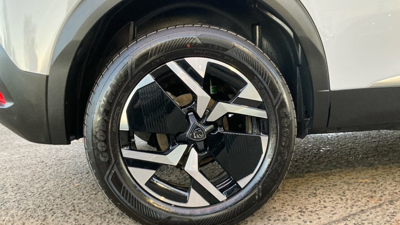 Peugeot 2008 1.2 PureTech Allure 5dr Petrol Estate